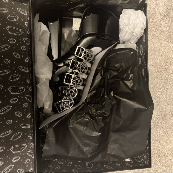 Gothic Platform Heels from Killstar - Picture 2 of 6